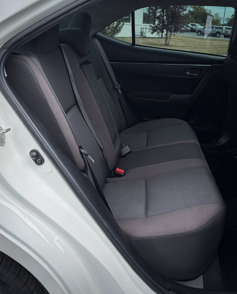 Used 2019 Toyota Corolla LE FWD image 27
