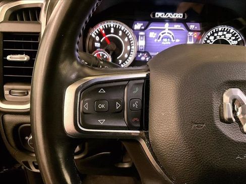 Used 2021 RAM 1500 Laramie w/ Sport Appearance Package AWD/4WD image 17