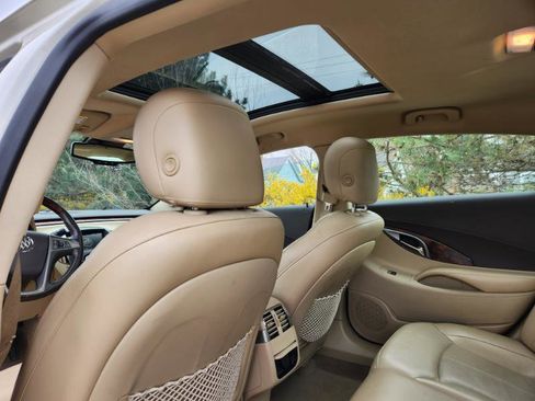 Used 2013 Buick LaCrosse Premium image 28