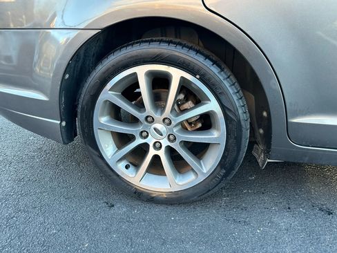 Used 2010 Ford Fusion SEL image 14