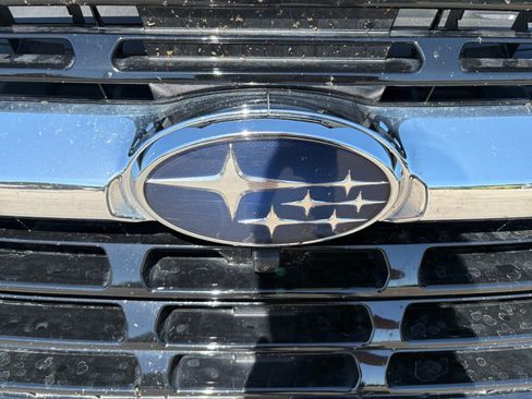 Used 2024 Subaru Ascent Touring AWD/4WD image 23