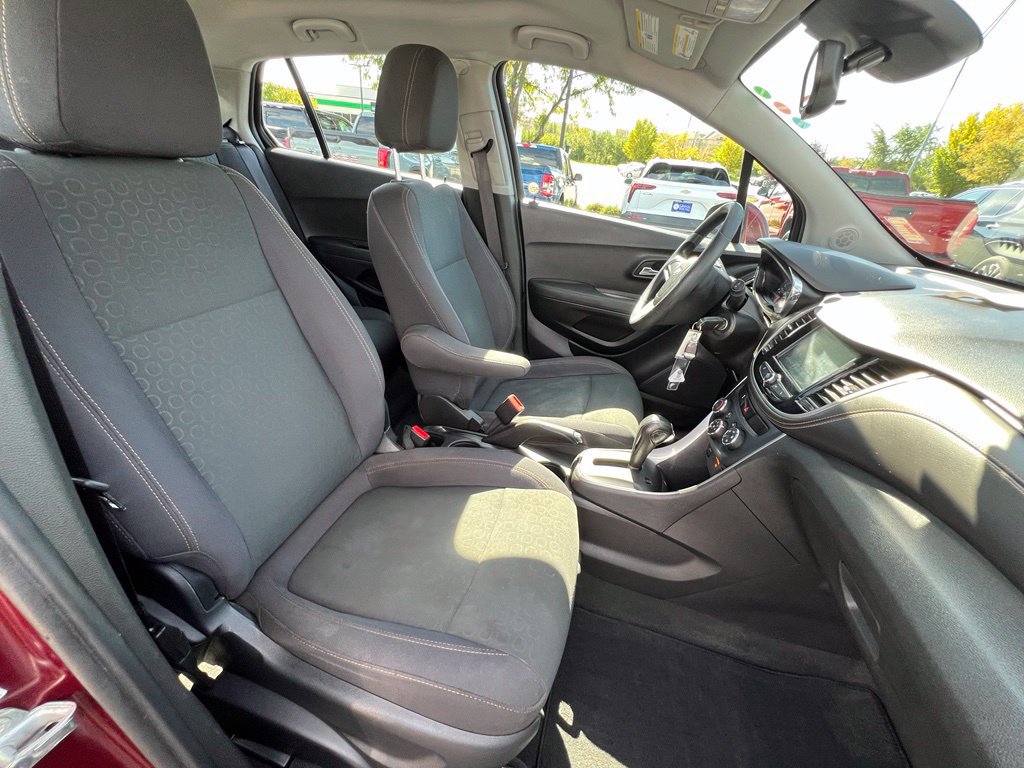 Used 2017 Chevrolet Trax LS FWD image 26