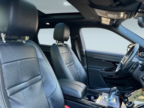 Used 2022 Land Rover Range Rover Evoque R-Dynamic S image 32
