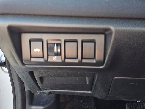 Used 2022 Subaru Legacy Premium AWD/4WD image 32