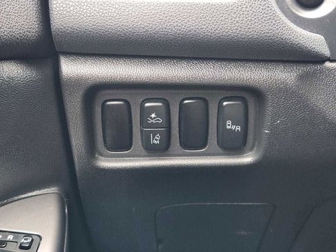 Used 2022 Mitsubishi Outlander Sport SE FWD image 21