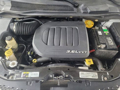 Used 2019 Dodge Grand Caravan GT FWD image 30