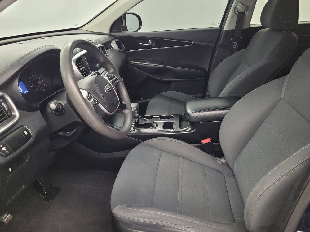 Used 2020 Kia Sorento FWD V6 image 17