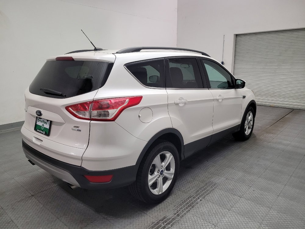 Used 2015 Ford Escape SE w/ Equipment Group 201A AWD/4WD image 9