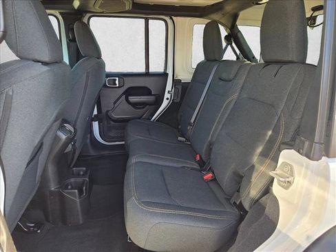 Used 2024 Jeep Wrangler Unlimited Sport AWD/4WD image 17