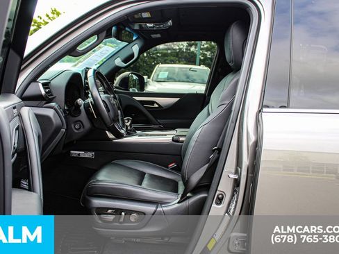 Used 2023 Lexus LX 600 F Sport w/ Accessory Package (Z1) AWD/4WD image 17