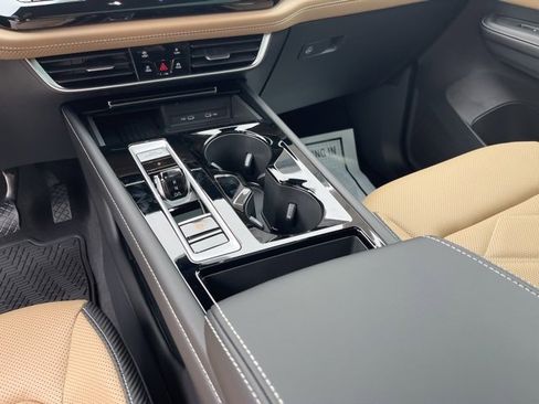 New 2026 Volkswagen Atlas Cross Sport SE image 19