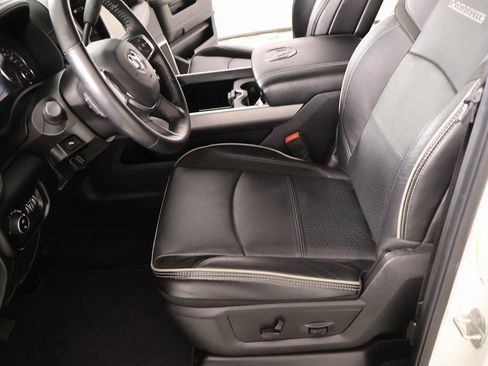 Used 2024 RAM 2500 Laramie w/ Sport Appearance Package image 12