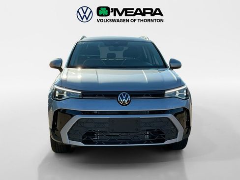 New 2025 Volkswagen Taos SE image 8