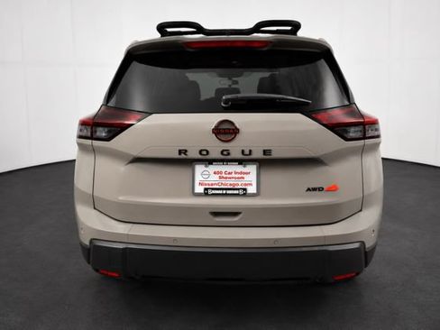 Used 2025 Nissan Rogue SV AWD/4WD image 5