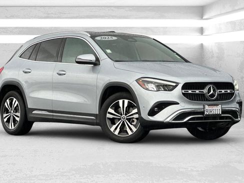 Certified 2025 Mercedes-Benz GLA 250 4MATIC image 1