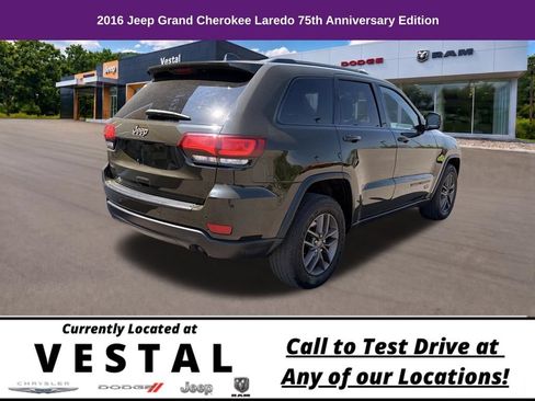Used 2016 Jeep Grand Cherokee Laredo 75th Anniversary AWD/4WD image 7