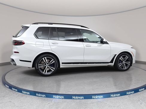 Used 2026 BMW X7 xDrive40i w/ M Sport Package AWD/4WD image 5