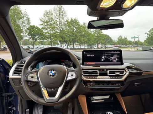 Certified 2025 BMW X4 xDrive30i AWD/4WD image 12