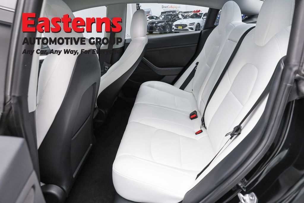 Used 2022 Tesla Model 3 Long Range AWD/4WD image 16