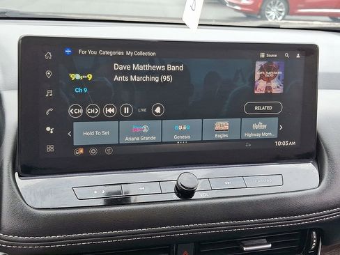 Used 2024 Nissan Rogue Platinum image 17