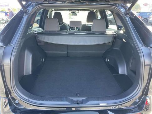 Used 2023 Toyota RAV4 SE w/ Convenience Package AWD/4WD image 8