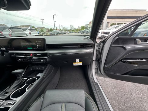 New 2026 Kia K5 GT FWD image 18