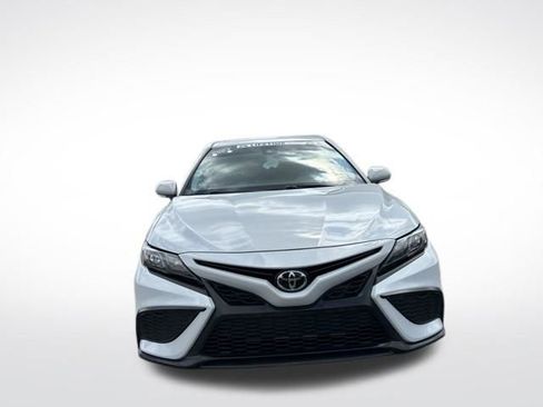 Used 2023 Toyota Camry SE FWD image 14