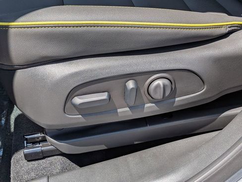 New 2026 Chevrolet TrailBlazer ACTIV FWD image 16