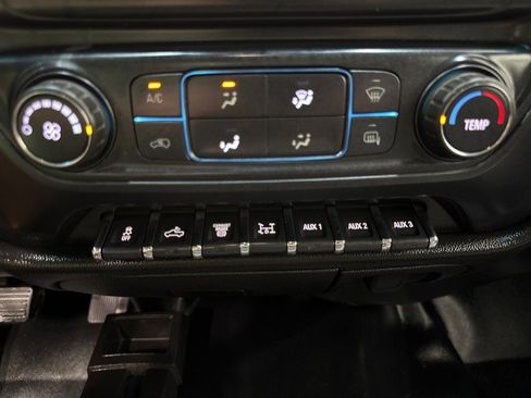Used 2019 Chevrolet Silverado 3500 W/T w/ WT Convenience Package AWD/4WD image 24