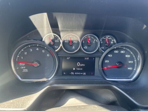 Used 2021 Chevrolet Tahoe Z71 w/ Z71 Signature Package image 4