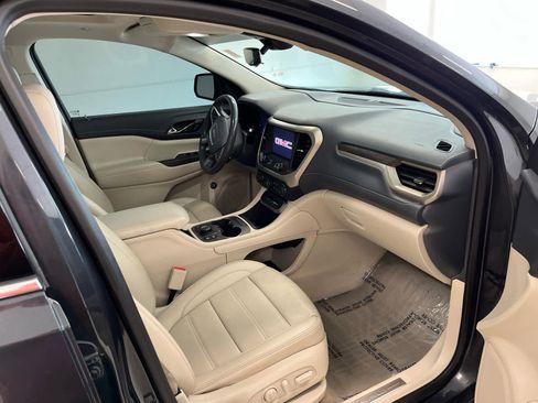 Used 2022 GMC Acadia Denali w/ Denali Ultimate Package image 20