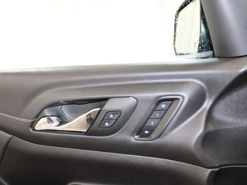 Used 2023 GMC Acadia SLT w/ Elevation Edition image 38