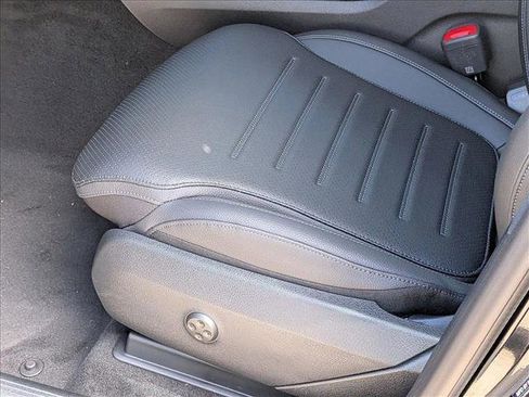 New 2026 Mercedes-Benz GLC 300 image 4