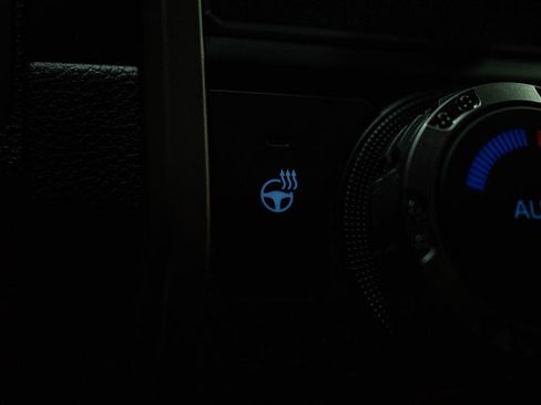 Used 2025 Toyota Tacoma TRD Off-Road w/ TRD Off Road Upgrade Package image 19