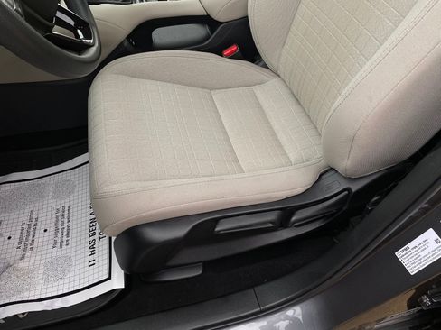 Used 2024 Honda HR-V LX image 11