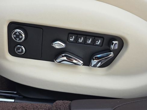 New 2026 Bentley Flying Spur Plug-In Hybrid image 20