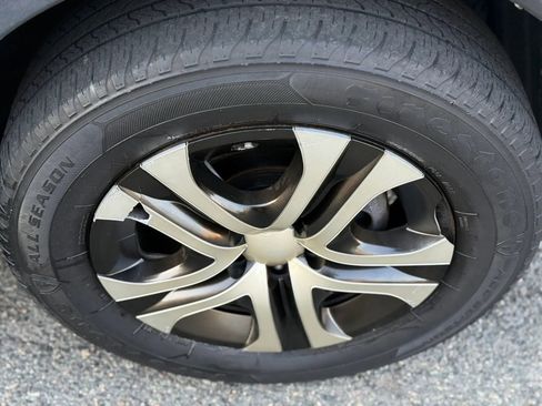 Used 2014 Toyota RAV4 LE AWD/4WD image 35