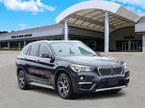 Used 2018 BMW X1 sDrive28i image 2