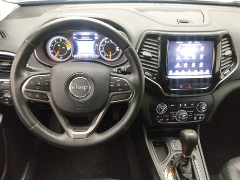 Used 2019 Jeep Cherokee Limited image 22