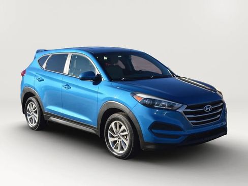 Used 2018 Hyundai Tucson SE w/ Cargo Package FWD image 5