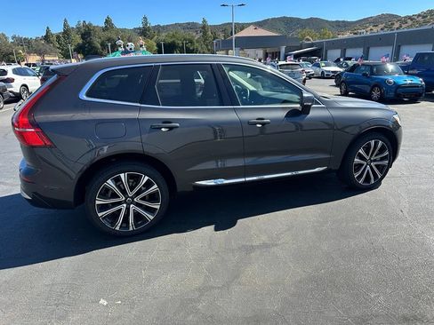 Used 2023 Volvo XC60 T8 Ultimate AWD/4WD image 5