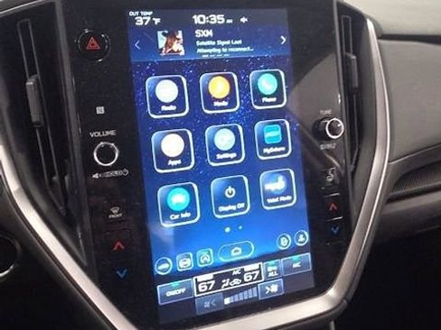 Used 2024 Subaru Crosstrek 2.0i Premium image 10