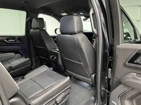 Used 2025 GMC Yukon XL Elevation w/ LPO, Get Active Package AWD/4WD image 50