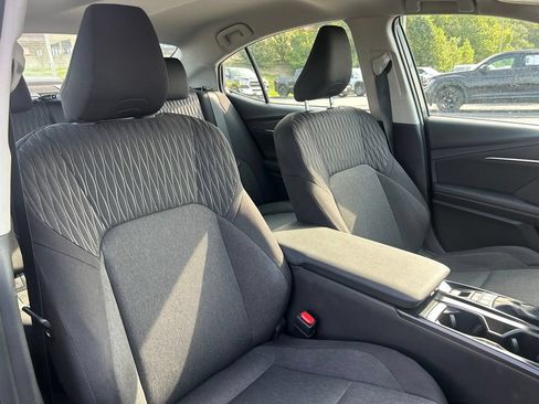 Used 2026 Toyota Camry LE FWD image 40