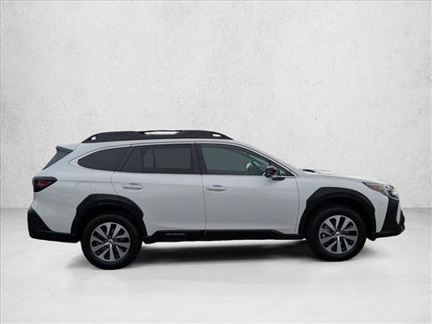 Certified 2023 Subaru Outback Premium AWD/4WD image 4