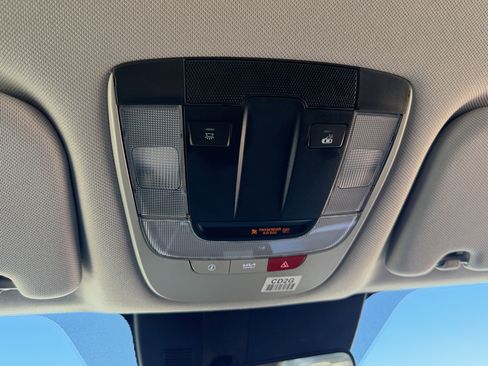 Used 2023 Kia Sorento EX image 82