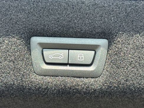 New 2026 BMW i7 xDrive60 AWD/4WD image 12