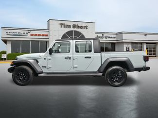 Used 2023 Jeep Gladiator Sport AWD/4WD video 2