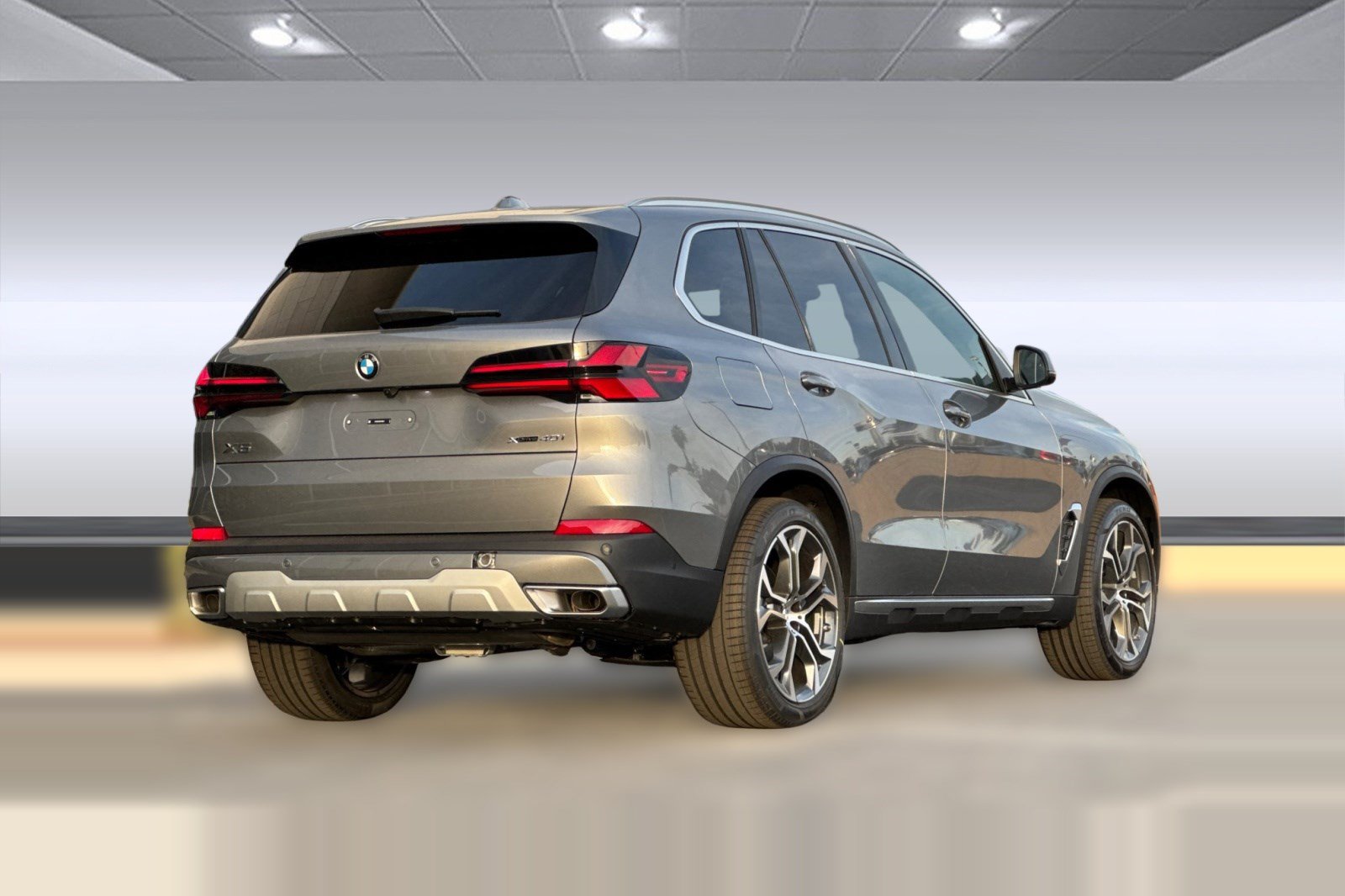 Used 2026 BMW X5 xDrive40i AWD/4WD image 9