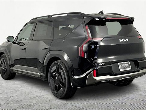 New 2026 Kia EV9 GT-Line image 3